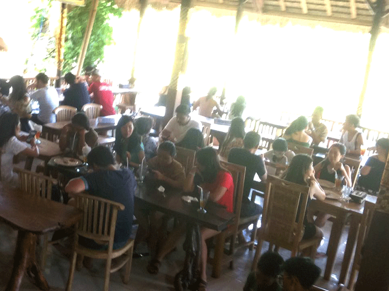 Buffe Nusa Penida Team Group BTM Penida Bar and Restaurant