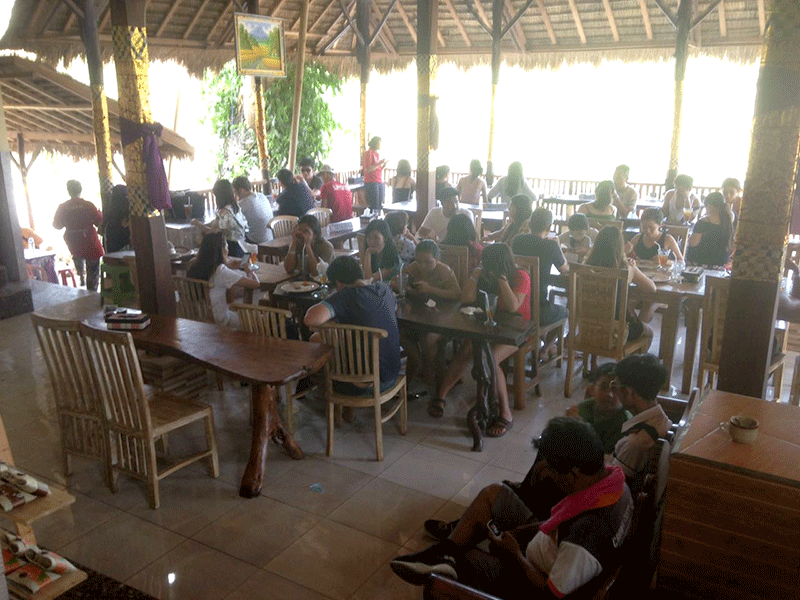 Buffe Nusa Penida Team Group BTM Penida Bar and Restaurant