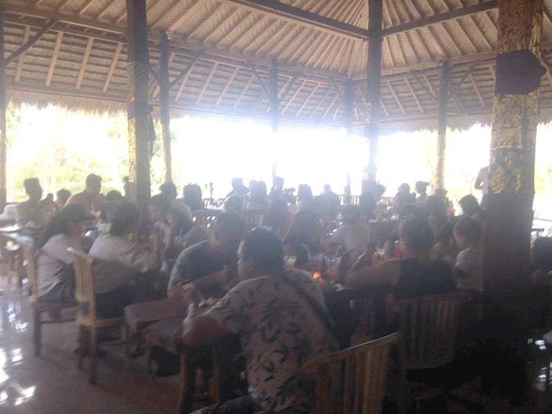 Buffe Nusa Penida Team Group BTM Penida Bar and Restaurant